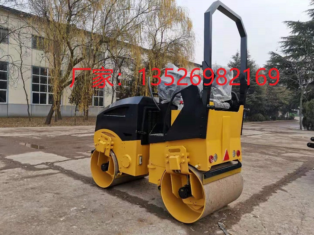 2噸全液壓雙鋼輪振動(dòng)壓路機(jī) - 副本 2噸全液壓雙鋼輪振動(dòng)壓路機(jī) - 副本